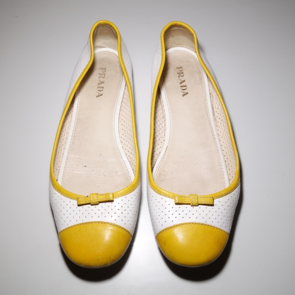 Vintage Prada White & Yellow Leather Bow Accent Ballet Flats, Size 10.5